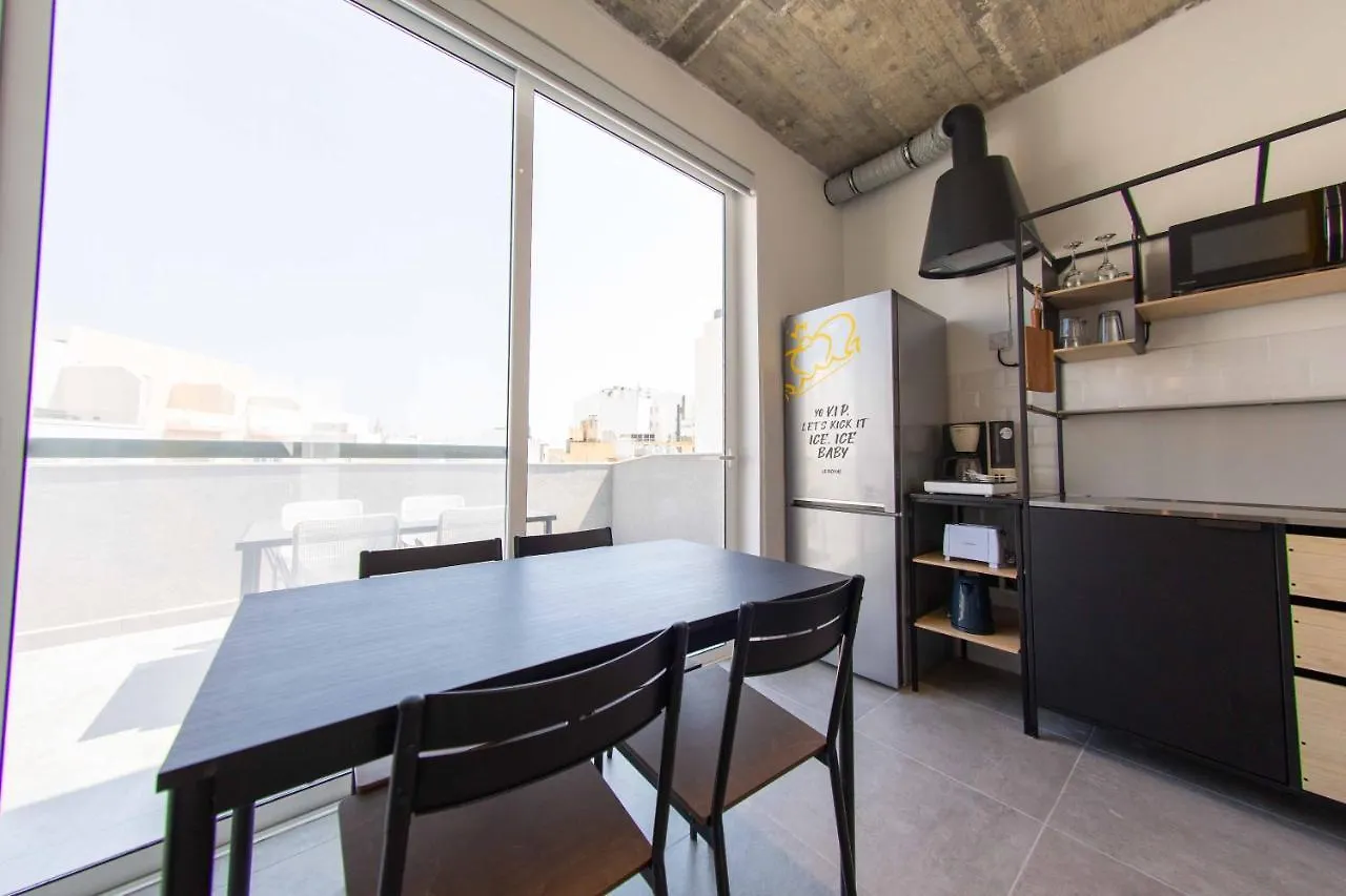 Le Roy Suites Gzira 1-Bedroom Studios - Close To Promenade Malta