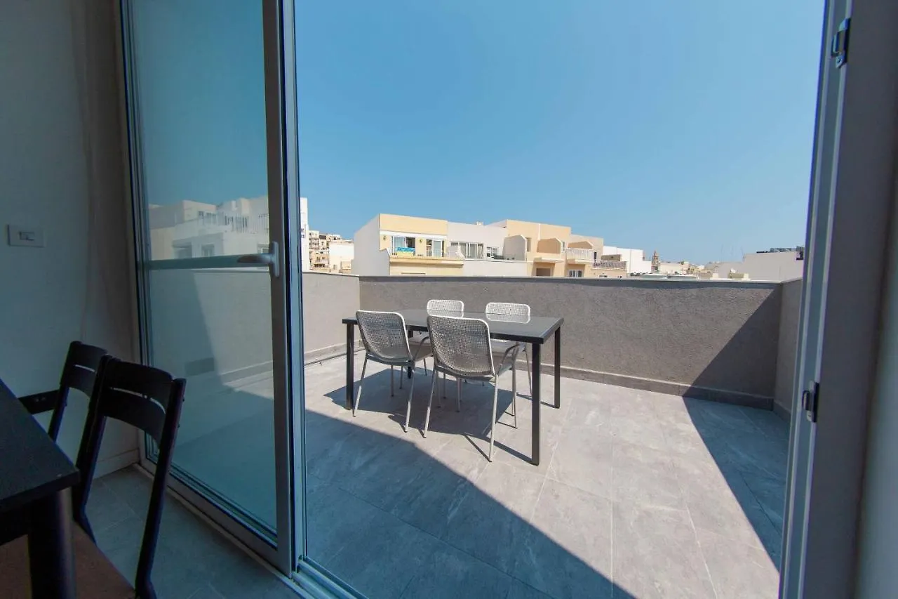 Le Roy Suites Gzira 1-Bedroom Studios - Close To Promenade Apartment